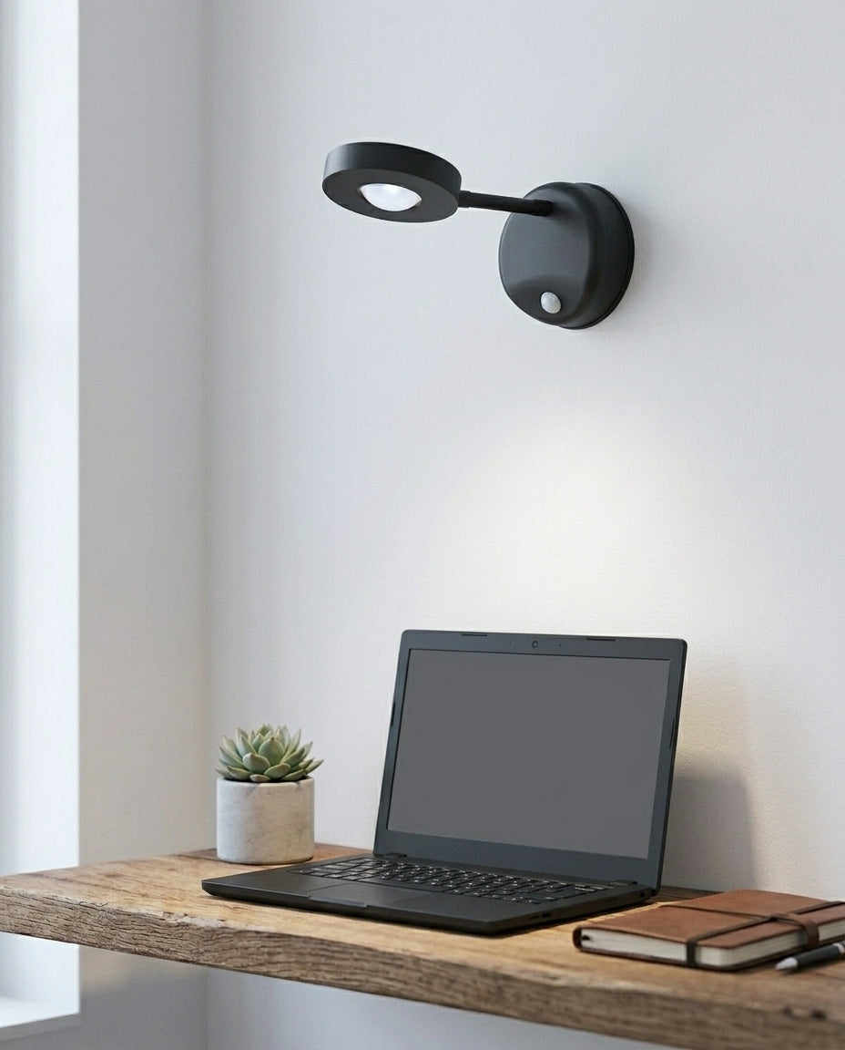 Wireless LED Spotlight with Motion Sensor | LumaSwivel 360