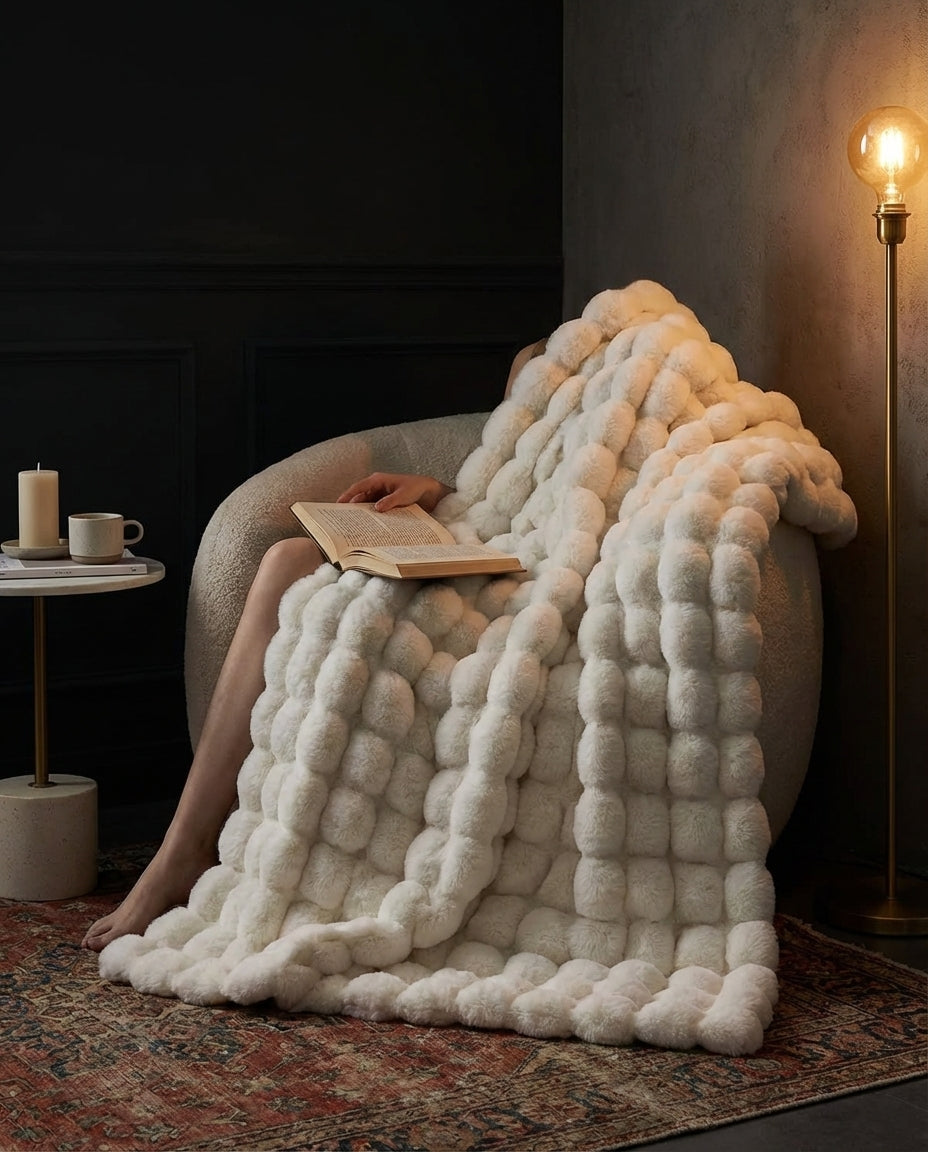 Faux Fur Throw Blanket – Luxury Snuggle Wrap
