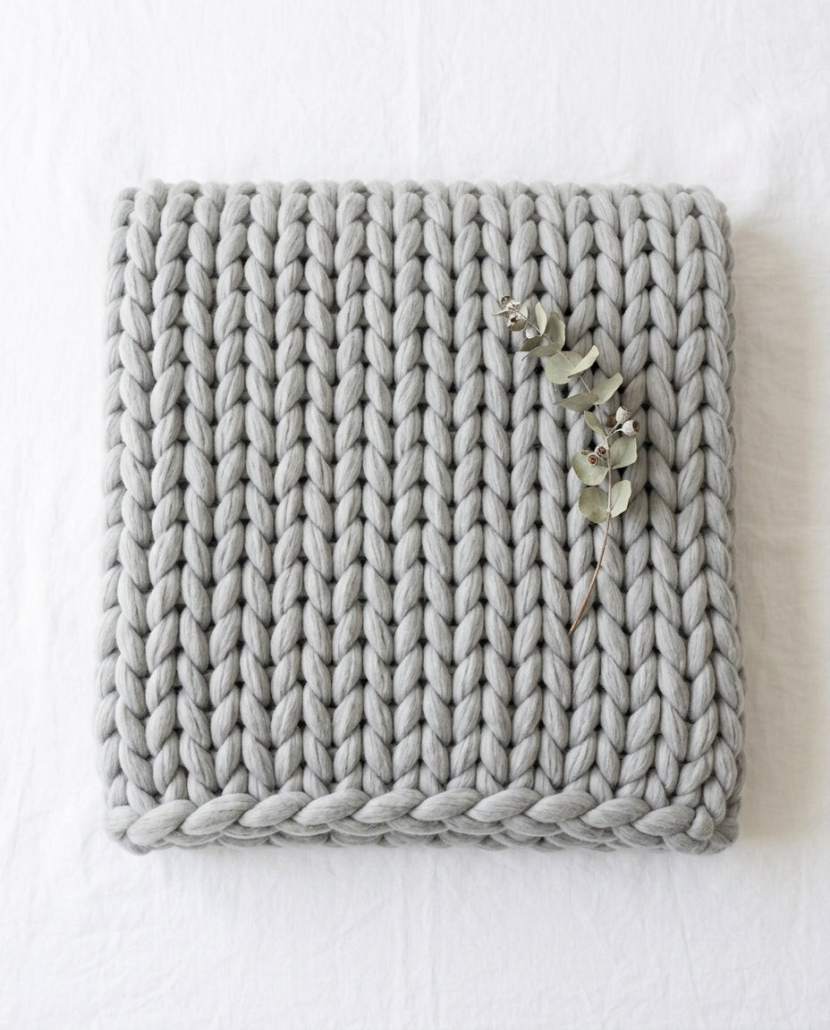 Chunky Knit Blanket XL – Handmade Arm Knit Throw