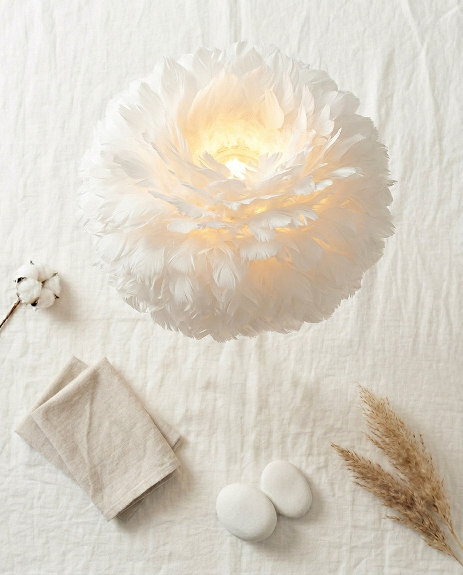 Feather Table Lamp | Plume – Tripod Desk Light