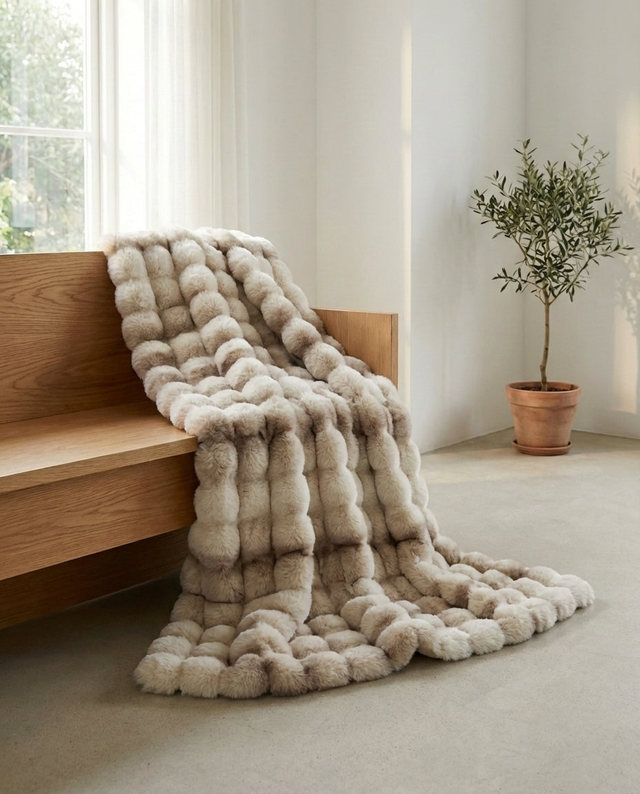 Faux Fur Throw Blanket – Luxury Snuggle Wrap