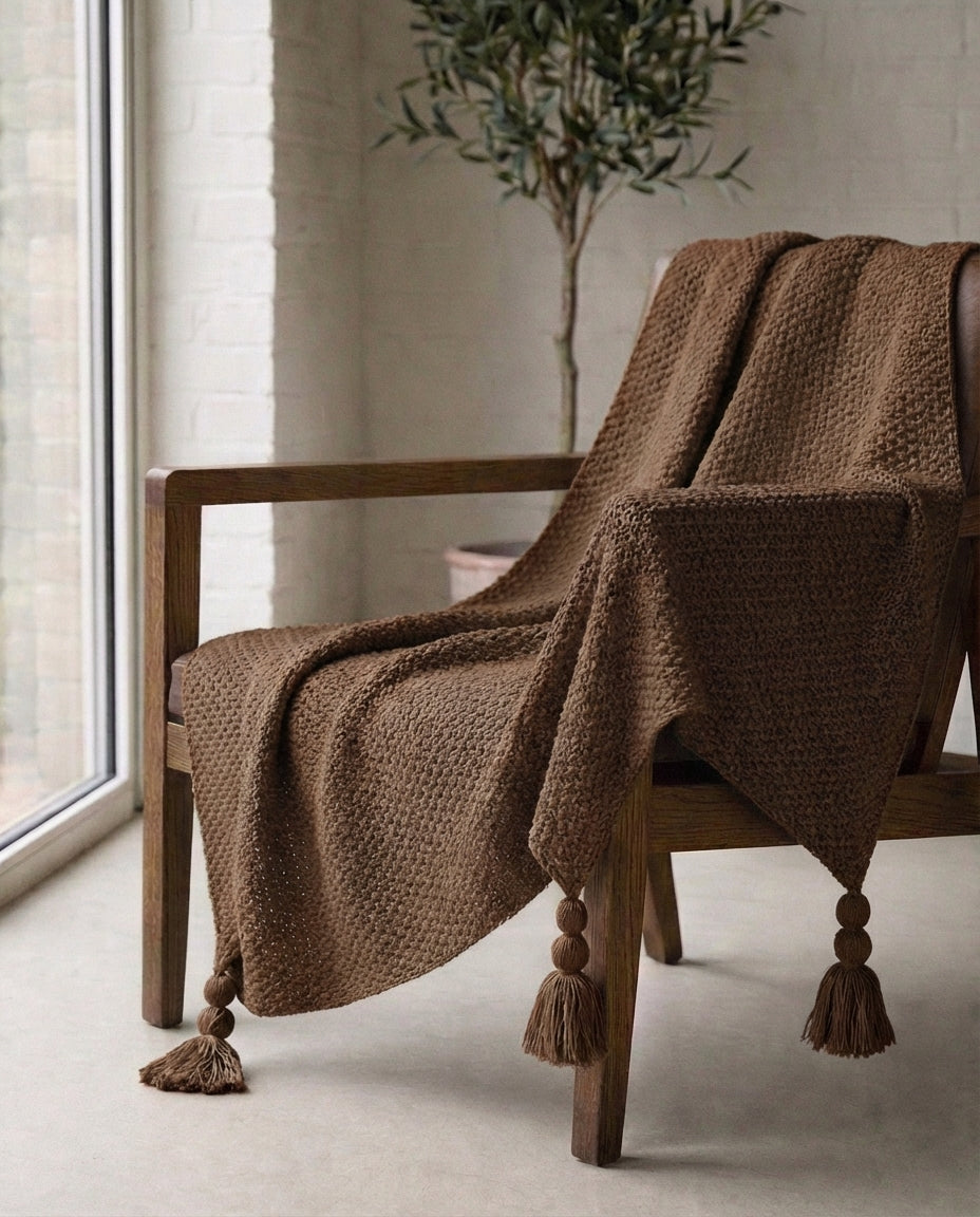 Wool Knit Throw Blanket with Tassels | Nordic Warmth