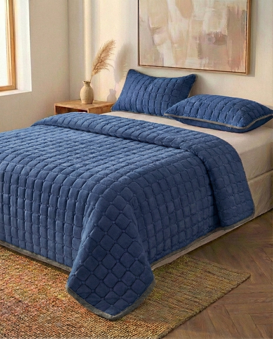 Quilted Fleece Bedspread | Soft Textured Throw Blanket