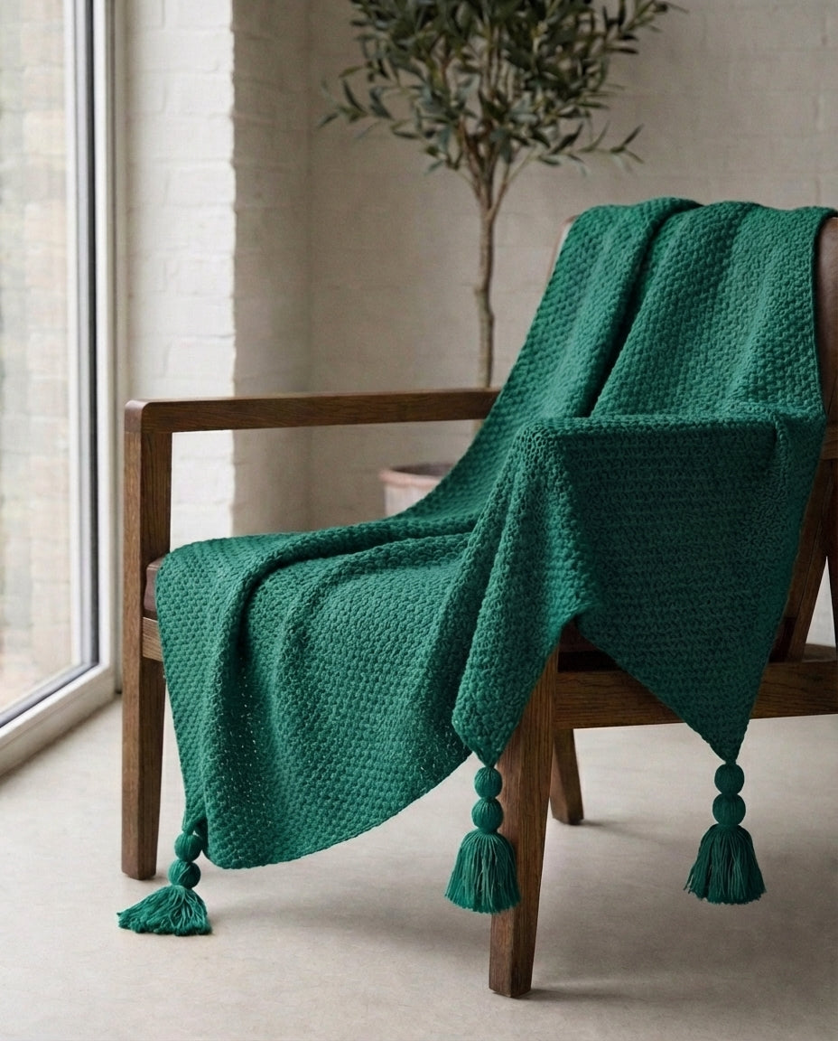 Wool Knit Throw Blanket with Tassels | Nordic Warmth