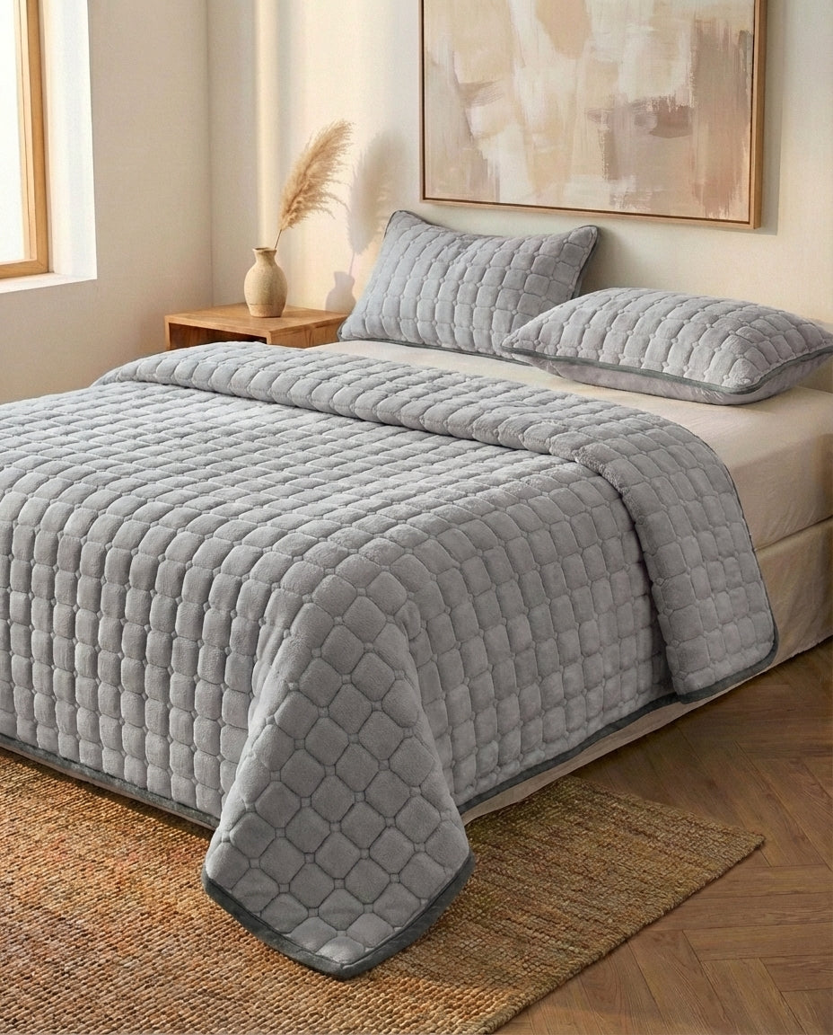 Quilted Fleece Bedspread | Soft Textured Throw Blanket