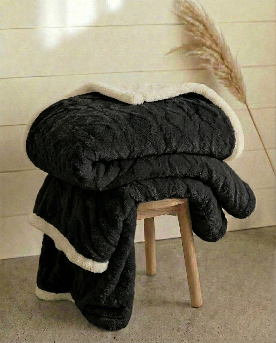Winter Fleece Blanket – Luxury Plush Throw | 5 Sizes
