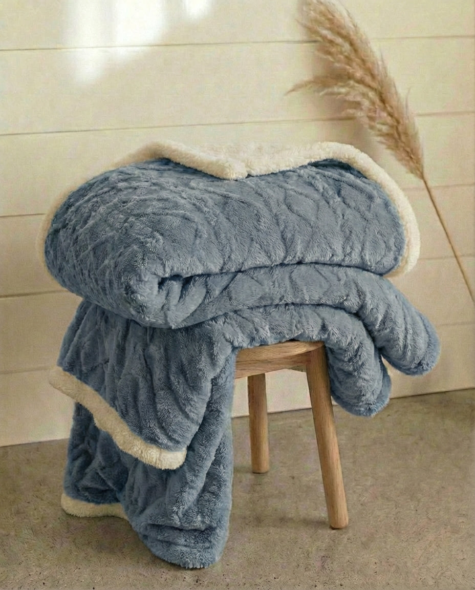 Winter Fleece Blanket – Luxury Plush Throw | 5 Sizes