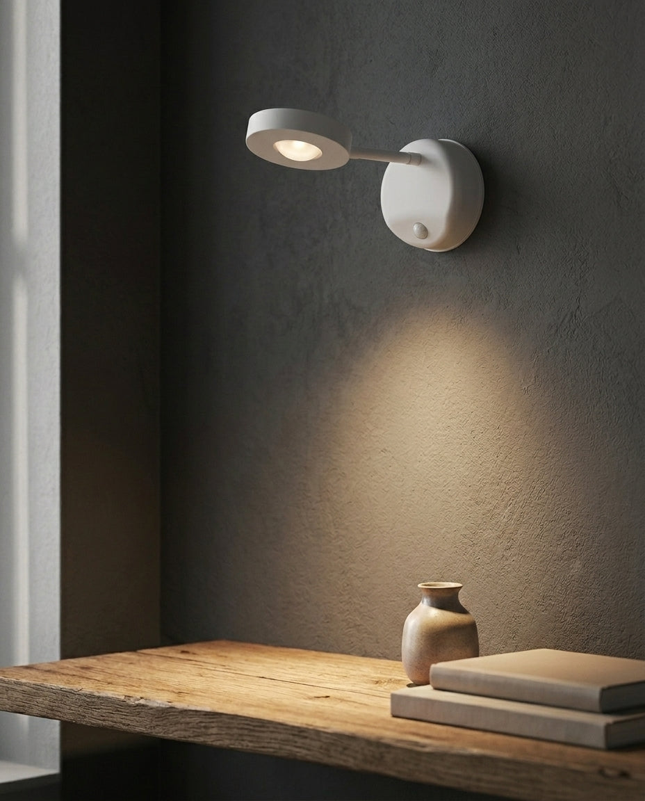 Wireless LED Spotlight with Motion Sensor | LumaSwivel 360